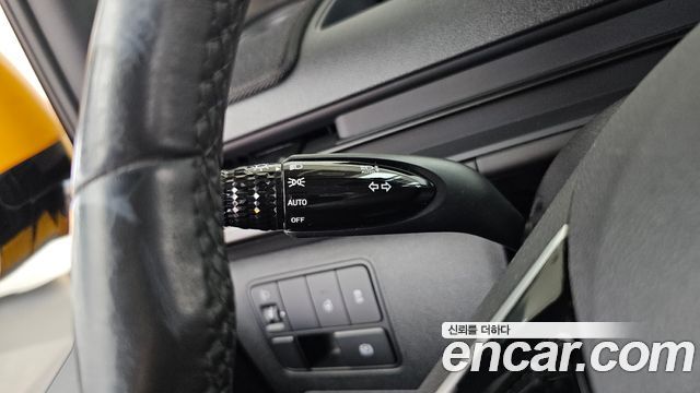 Hyundai Staria L3.5  Kinder Safety Car 15-Seater 2023 — фото 29