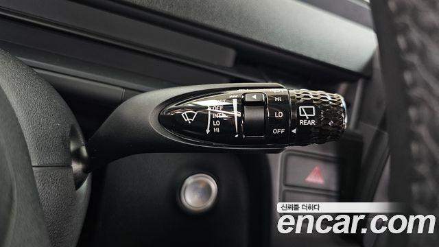 Hyundai Staria L3.5  Kinder Safety Car 15-Seater 2023 — фото 30