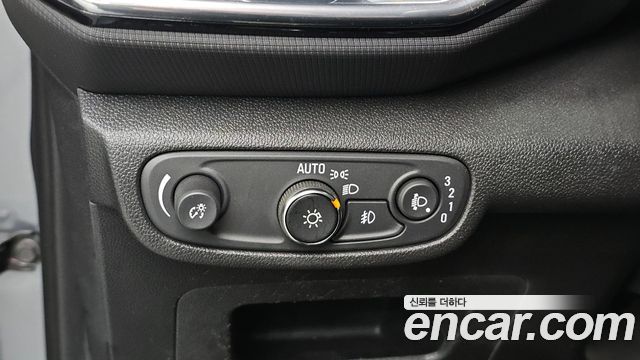 Chevrolet Trailblazer 1.3 Turbo 2WD Premier 2021 — фото 27