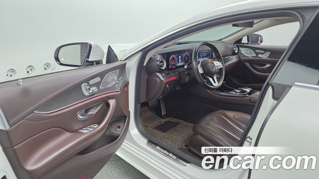 Mercedes-Benz CLS-Class (C257) CLS300d AMG Line 2020 — фото 10