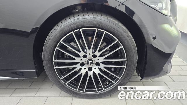 Mercedes-Benz C-Class (W206) C200 Avantgarde 2024 — фото 21