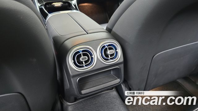 Mercedes-Benz C-Class (W206) C200 Avantgarde 2024 — фото 31