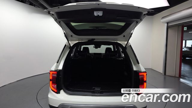 KG Mobility (SsangYong) Torres Gasoline 1.5 2WD T7 2023 — фото 20