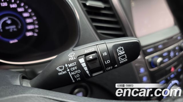 Hyundai Maxcruise Diesel(e-VGT) 2.2 2WD Exclusive Special 2016 — фото 19