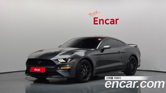 Ford Mustang Coupe