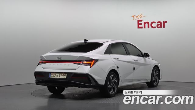 Hyundai Avante (CN7) 1.6 Inspiration 2024 — фото 2