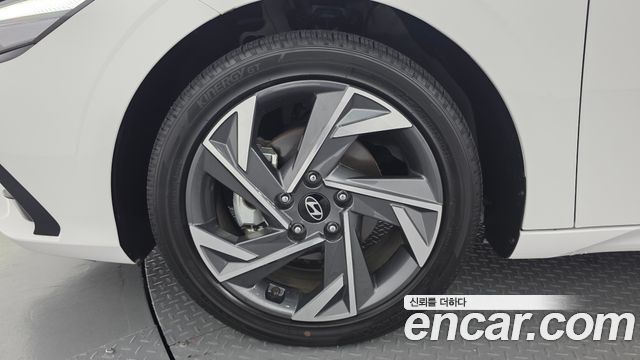 Hyundai Avante (CN7) 1.6 Inspiration 2024 — фото 5