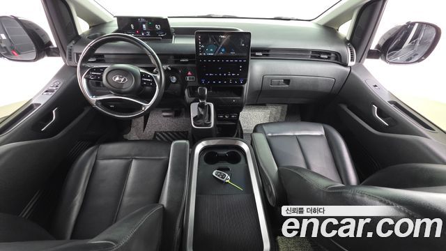 Hyundai Staria Cargo 5-Seater Modern 2023 — фото 7