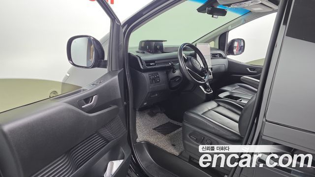 Hyundai Staria Cargo 5-Seater Modern 2023 — фото 10