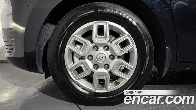 Hyundai Staria L3.5 Cargo 5-Seater Modern 2024 — фото 5