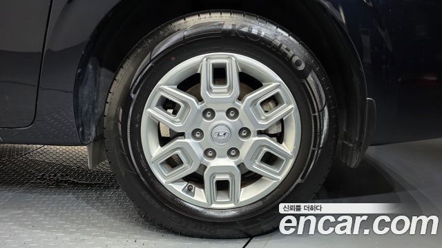 Hyundai Staria L3.5 Cargo 5-Seater Modern 2024 — фото 21