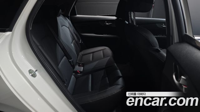 Kia K3 Luxury 2020 — фото 11