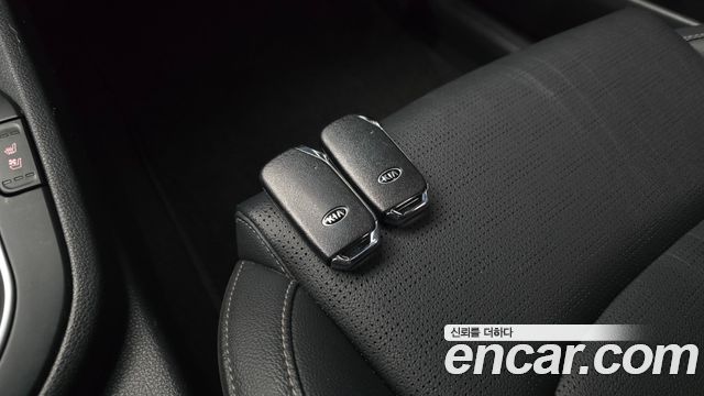 Kia K3 Luxury 2020 — фото 28