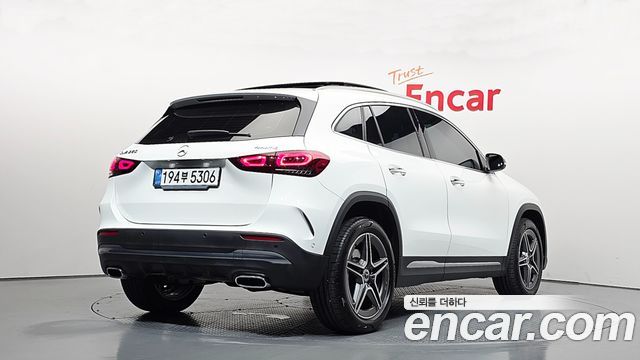 Mercedes-Benz GLA-Class (H247) GLA250 4MATIC 2021 — фото 2