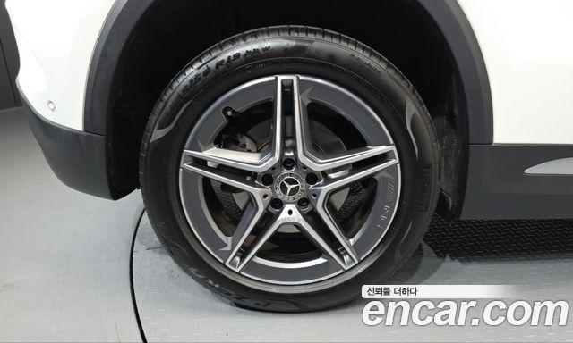 Mercedes-Benz GLA-Class (H247) GLA250 4MATIC 2021 — фото 5