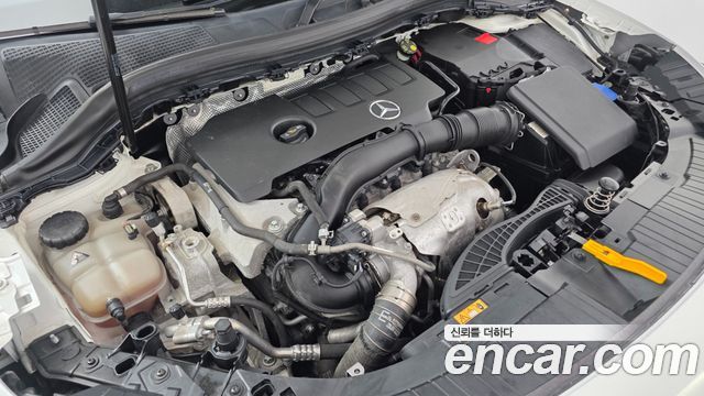 Mercedes-Benz GLA-Class (H247) GLA250 4MATIC 2021 — фото 6
