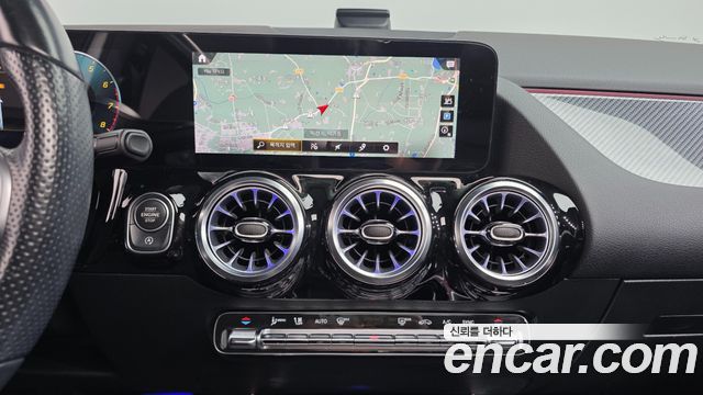 Mercedes-Benz GLA-Class (H247) GLA250 4MATIC 2021 — фото 20