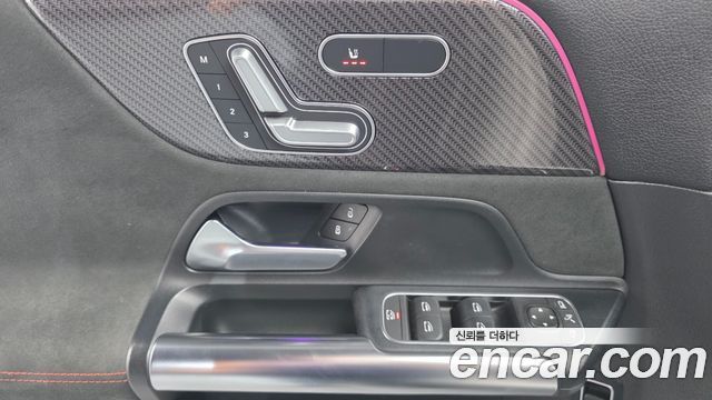 Mercedes-Benz GLA-Class (H247) GLA250 4MATIC 2021 — фото 21