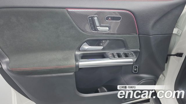 Mercedes-Benz GLA-Class (H247) GLA250 4MATIC 2021 — фото 31