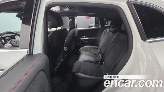 Mercedes-Benz GLA-Class (H247) GLA250 4MATIC 2021 — фото 32