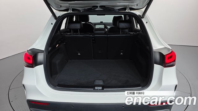 Mercedes-Benz GLA-Class (H247) GLA250 4MATIC 2021 — фото 35