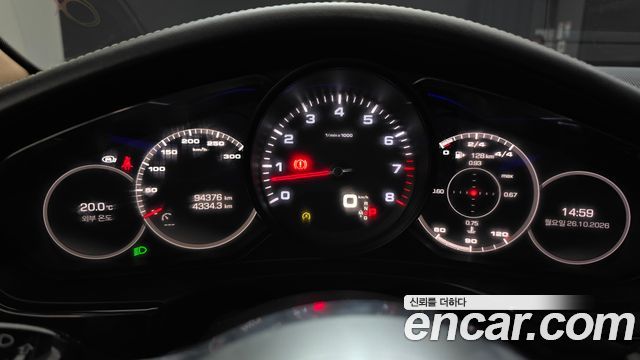Porsche Panamera (971) 3.0 AWD 2020 — фото 8