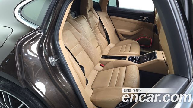 Porsche Panamera (971) 3.0 AWD 2020 — фото 12
