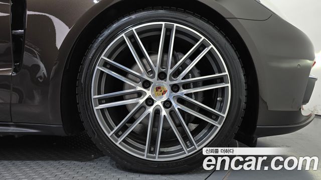 Porsche Panamera (971) 3.0 AWD 2020 — фото 21