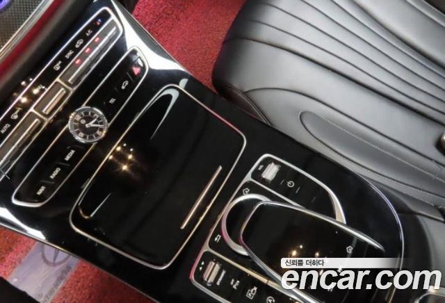 Mercedes-Benz CLS-Class (C257) CLS300d AMG Line 2020 — фото 7