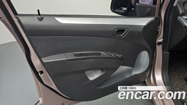 Chevrolet Spark LT Standard 2012 — фото 30