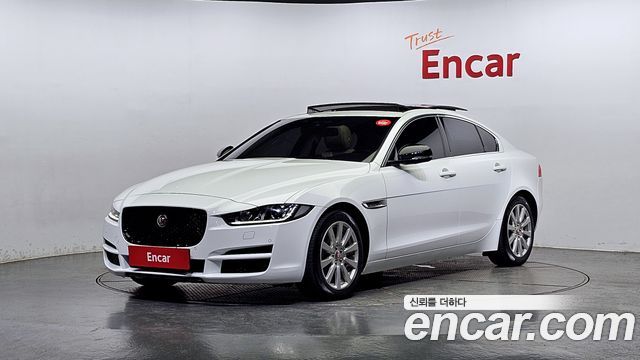 Jaguar XE 20d Prestige 2017 — фото 1