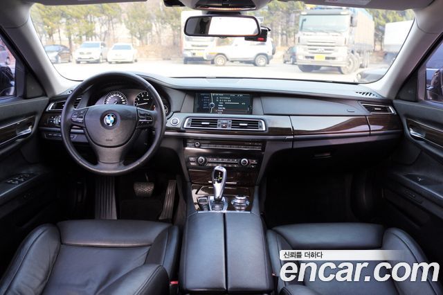 BMW 7 Series (F01) 750Li xDrive 2012 — фото 2