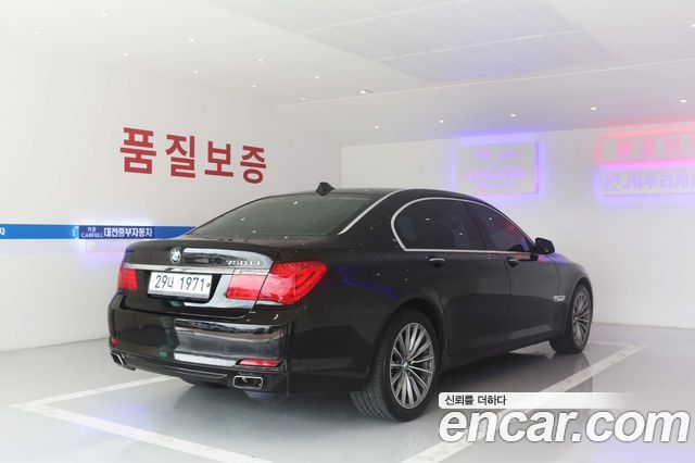 BMW 7 Series (F01) 750Li xDrive 2012 — фото 8