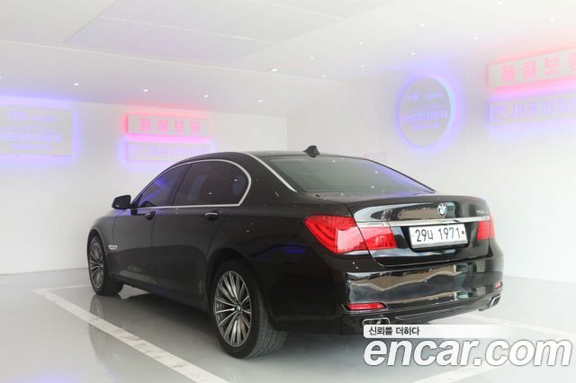 BMW 7 Series (F01) 750Li xDrive 2012 — фото 9