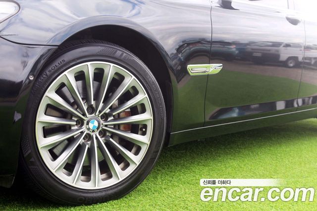 BMW 7 Series (F01) 750Li xDrive 2012 — фото 21