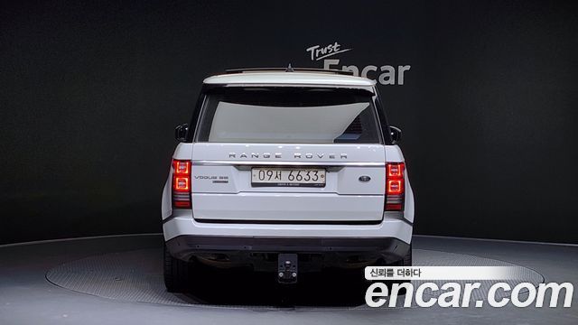 Land Rover Range Rover (IV) 4.4 SDV8 Vogue SE DIESEL 2017 — фото 4