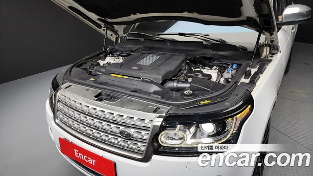 Land Rover Range Rover (IV) 4.4 SDV8 Vogue SE DIESEL 2017 — фото 6