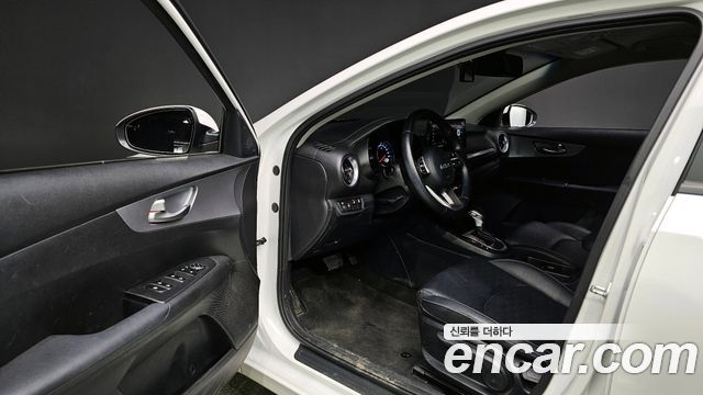 Kia K3 (II) 1.6 Prestige 2022 — фото 10
