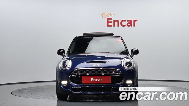 MINI Cooper SD 5Door Standard 3rd 2015 — фото 3