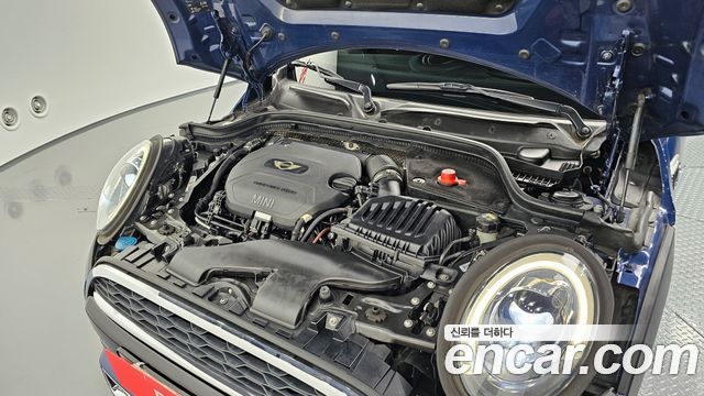 MINI Cooper SD 5Door Standard 3rd 2015 — фото 6