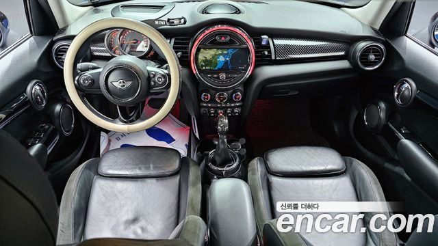 MINI Cooper SD 5Door Standard 3rd 2015 — фото 7