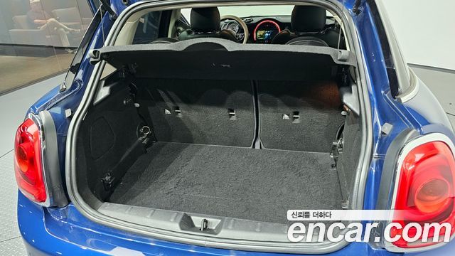 MINI Cooper SD 5Door Standard 3rd 2015 — фото 20
