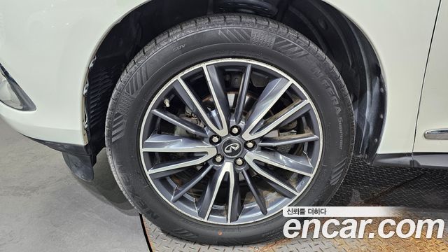 Infiniti QX60 3.5 AWD 2017 — фото 5