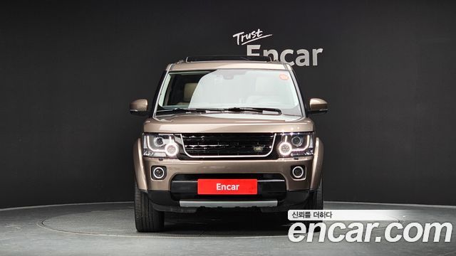 Land Rover Discovery 4 3.0 SDV6 SE 2016 — фото 3