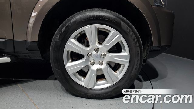 Land Rover Discovery 4 3.0 SDV6 SE 2016 — фото 5