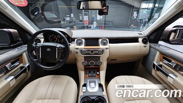 Land Rover Discovery 4 3.0 SDV6 SE 2016 — фото 7