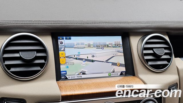 Land Rover Discovery 4 3.0 SDV6 SE 2016 — фото 18