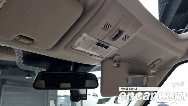 Land Rover Discovery 4 3.0 SDV6 SE 2016 — фото 22