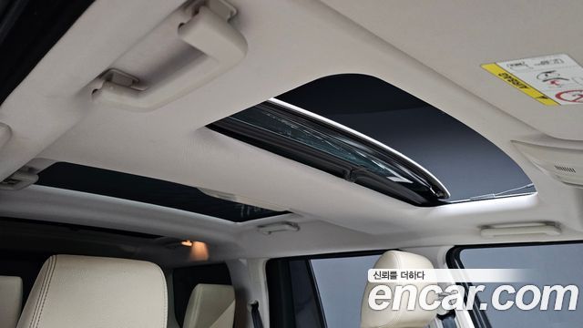 Land Rover Discovery 4 3.0 SDV6 SE 2016 — фото 23
