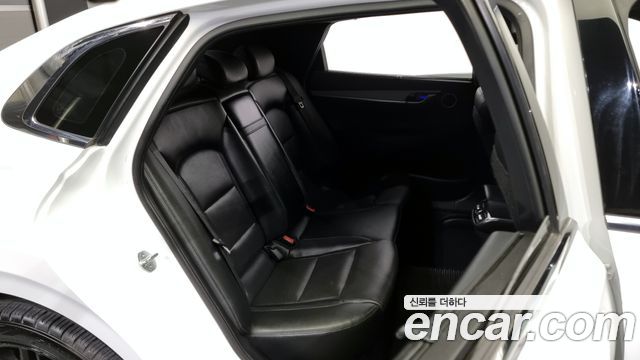 Hyundai Grandeur (IG) 3.0 LPi (Taxi) Deluxe VIP Pack 2021 — фото 12
